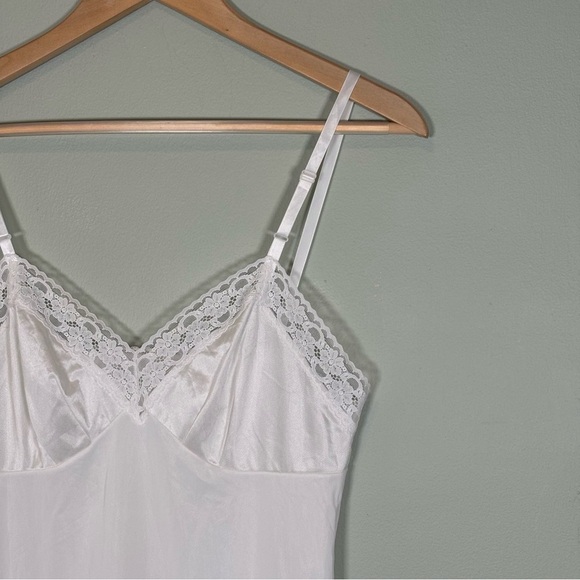 Vanity Fair Slip Dress-White-Women Size 34 22”/40 - Picture 1 of 4